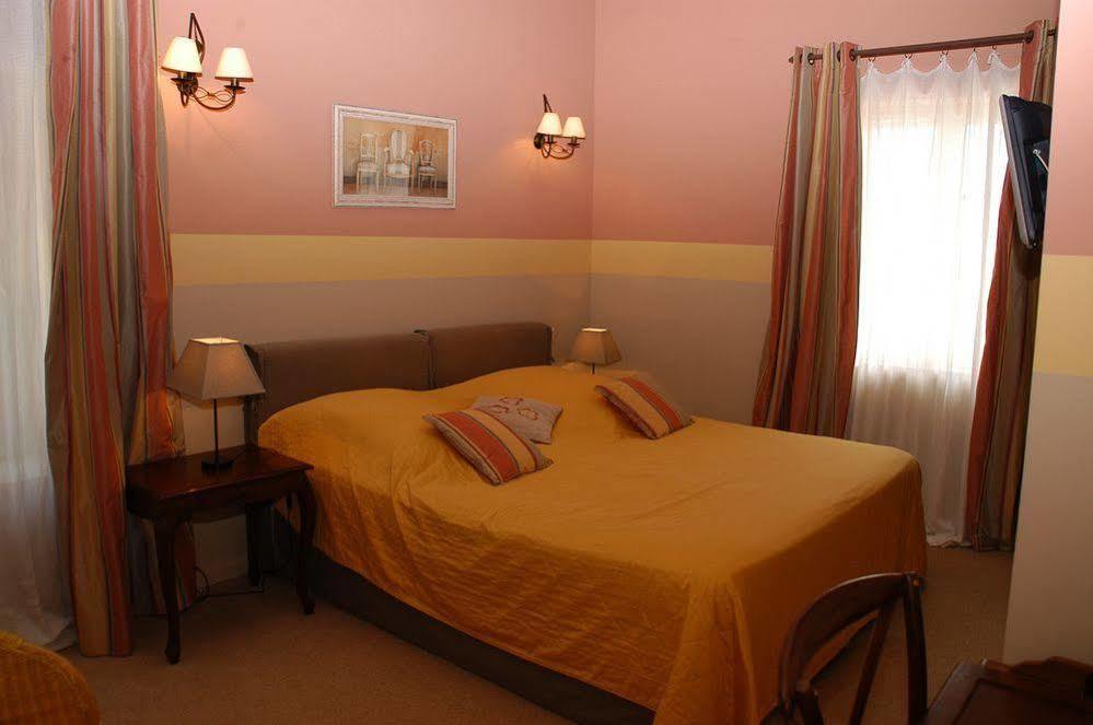 Domaine De La Vivande Hotel Marsanne Екстериор снимка